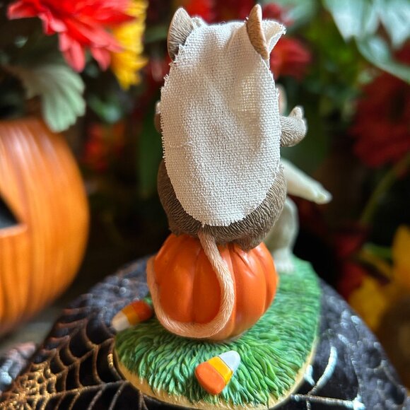 Charming Tails HALLOWEEN “BOOOO” (85/417) - Picture 7 of 12